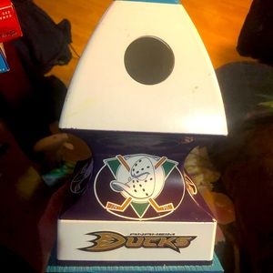 Mighty ducks bird house